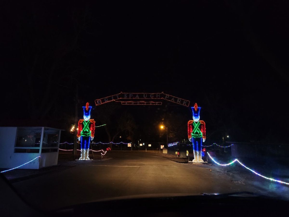 Entrance to Trail of Lights at Brit Spaugh Park & Zoo